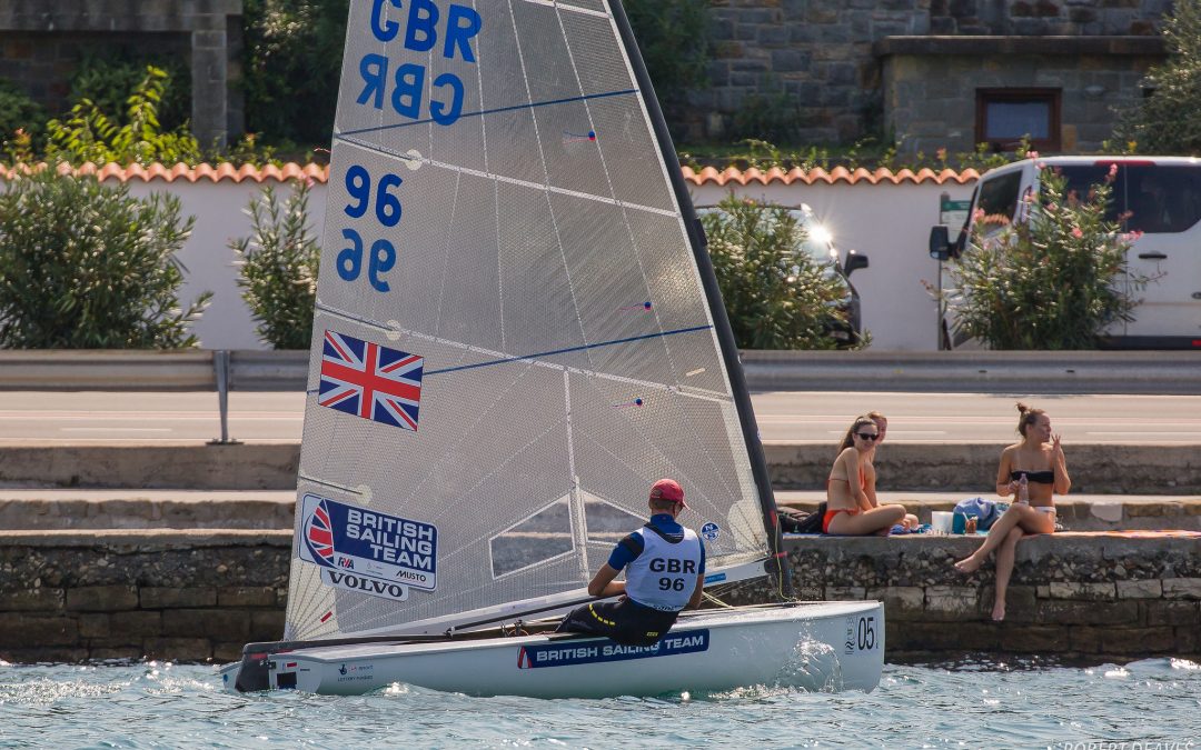 SILVER CUP DAY 3 – SIMPSON CLIMBS THE FLEET